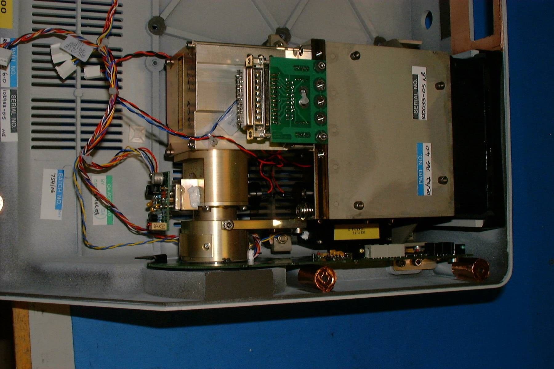 RFID Transmitter to identify adjacent accessories - FCC ID RBQAS597 - AngioDynamics UK Limited