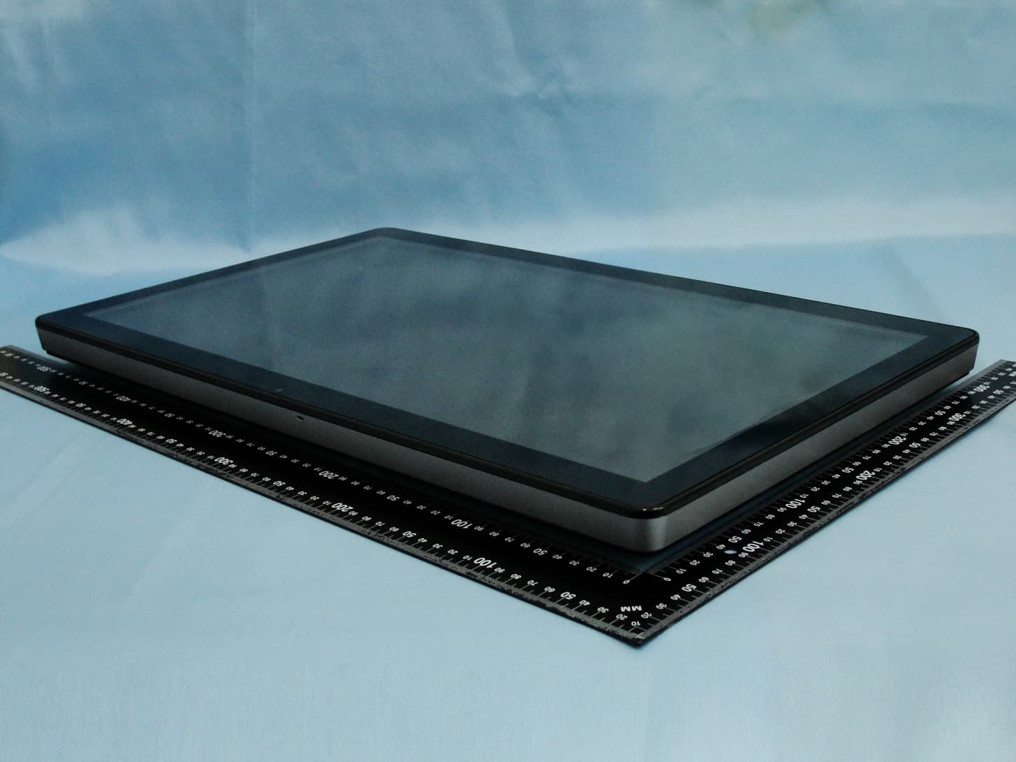 Touch All-in-One Computer - FCC ID RBWESY22I1 - Elo Touch Solutions, Inc. (3)