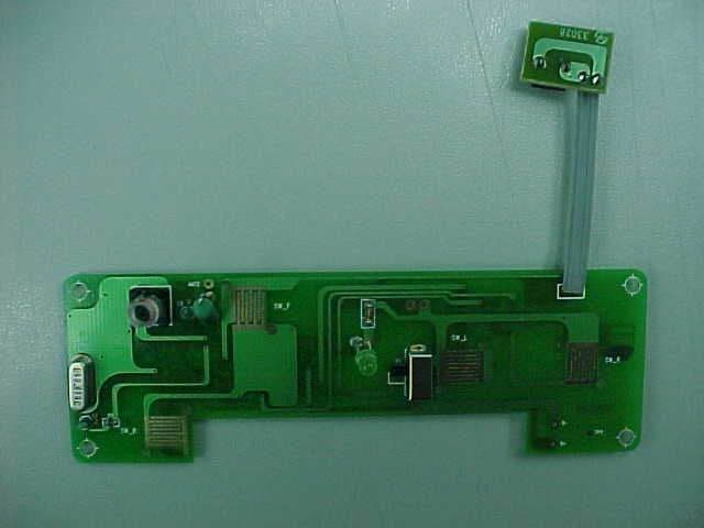 27 MHz WIRELESS REMOTE CONTROL CAR-TX - FCC ID RCB95827 - TOYS "R" US