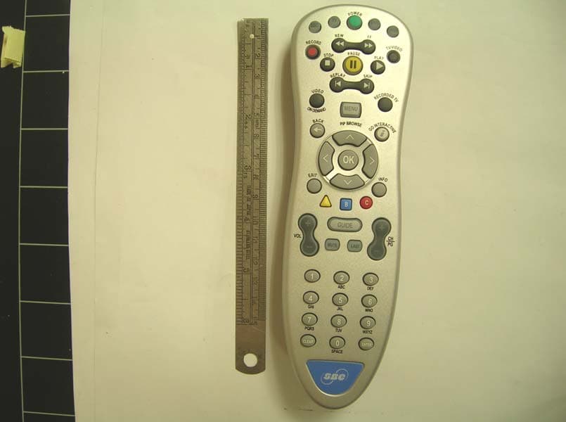 RF Remote Control - FCC ID RCSBC15348 - Philips Electronics Singapore Pte Ltd
