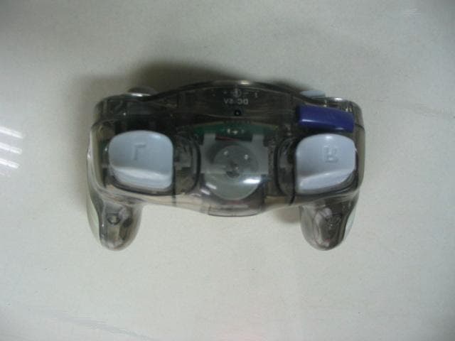 GC WIRELESS CONTROLLER-GAME PAD - FCC ID RDDCYG50899192D - Intec Inc. (4)
