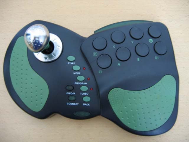 Wireless Game Controller - FCC ID RDDG7080 - Intec Inc. (2)