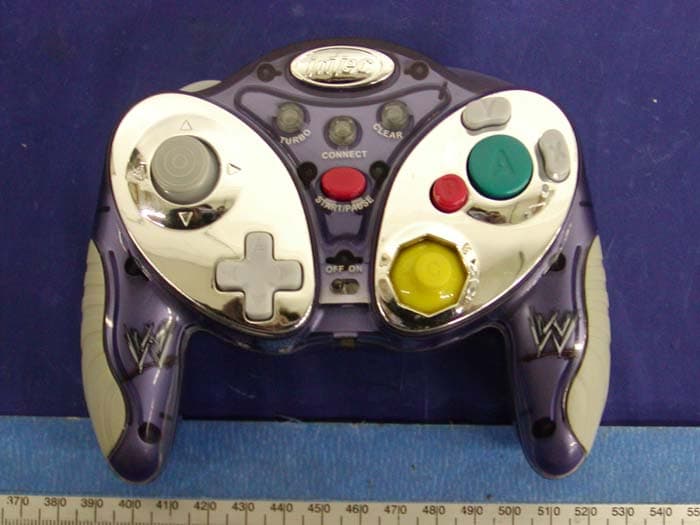 Game Cube Wireless Controller - FCC ID RDDWIRELESSJOYPAD - Intec Inc.