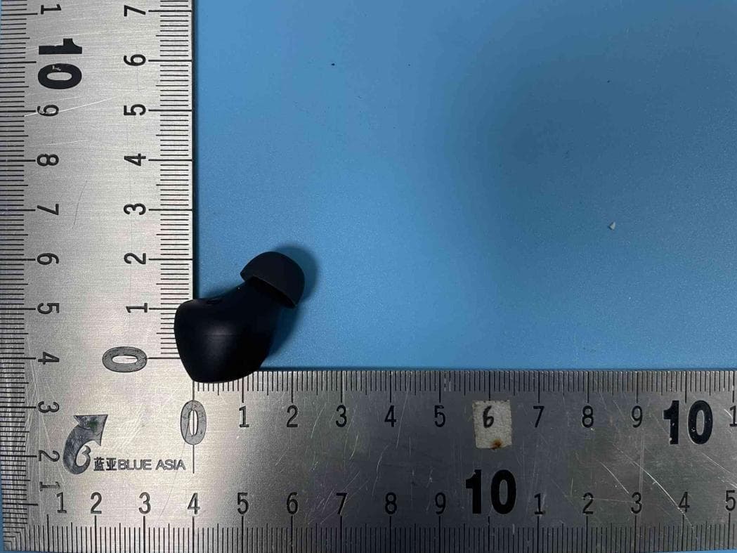 Bluetooth Headset - FCC ID RDR-BH22HT07A - Dongguan Hele Electronics Co., Ltd.