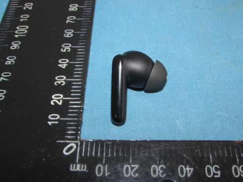 Bluetooth headset - FCC ID RDR-BH23HT09AL - Dongguan Hele Electronics Co., Ltd.