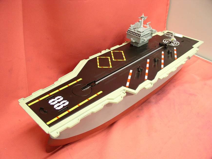 RC Toy - FCC ID RE81300249R - Fun Maker Limited (1)