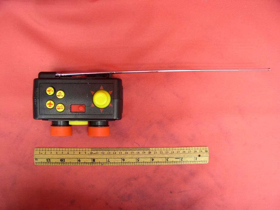 RC Toy - FCC ID RE81300249T - Fun Maker Limited (2)