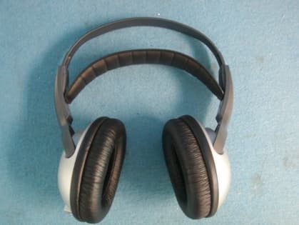 Wireless Headphone Receiver - FCC ID REDHP1292-001R - Classic Tech Development Ltd