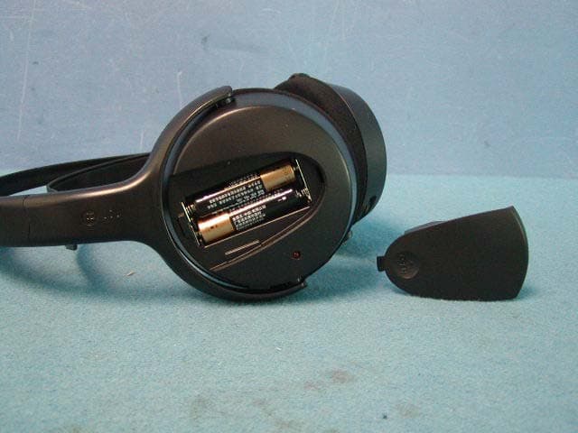 Wireless Headphone Receiver - FCC ID REDHP1294-001R - Classic Tech Development Ltd (2)
