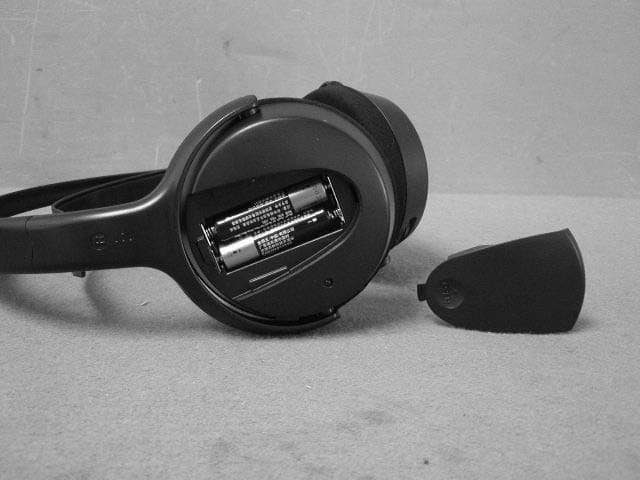 Wireless Headphone Receiver - FCC ID REDHP2492-001R - Classic Tech Development Ltd (2)