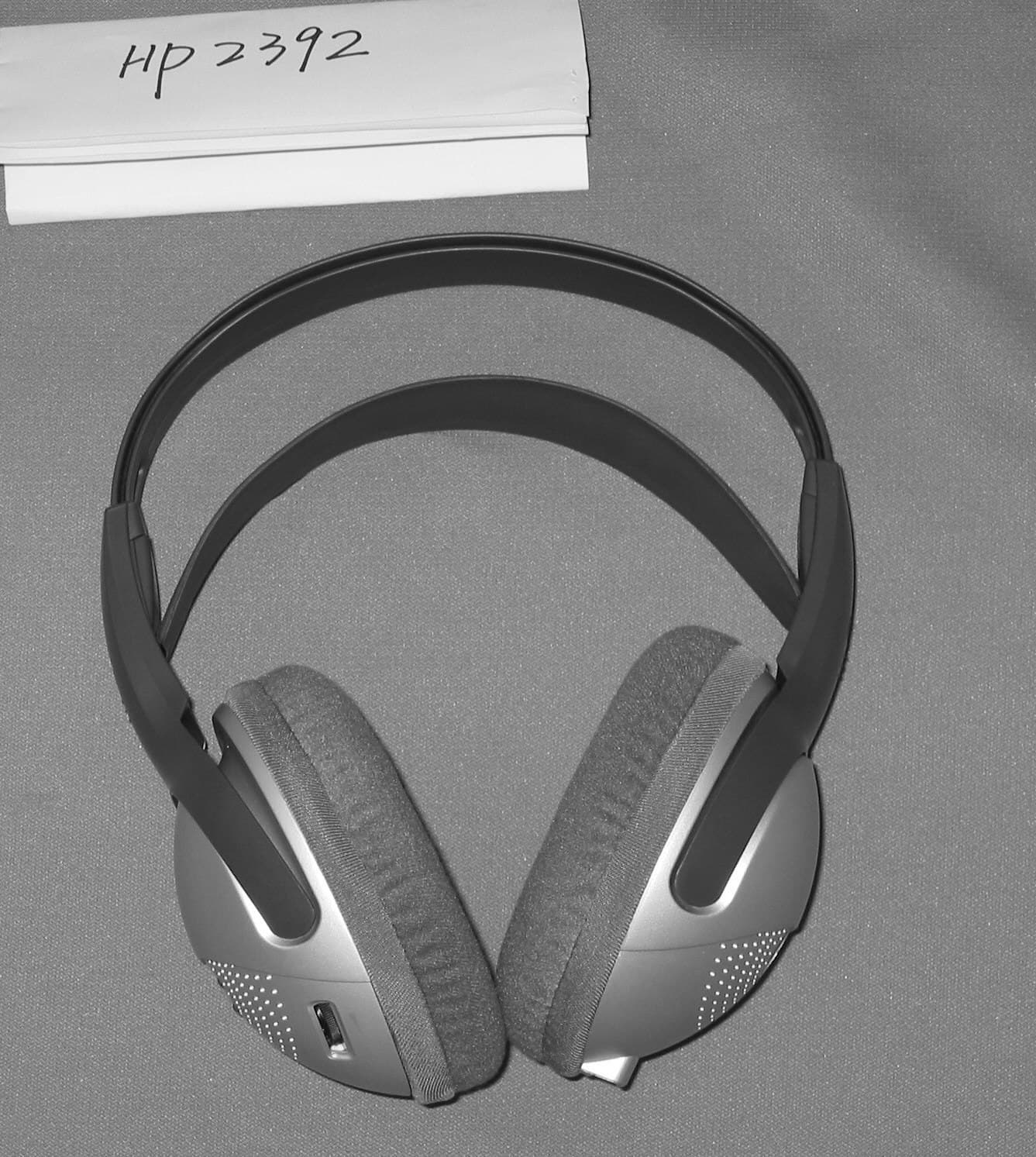 Wireless Headphone Receiver - FCC ID REDHP2792-001R - Classic Tech Development Ltd