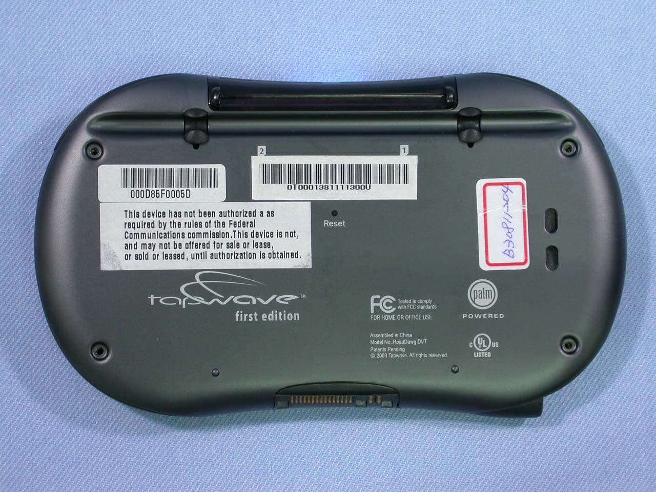 Zodiac Bluetooth Handheld PDA - FCC ID REI001 - Tapwave, Inc. (2)