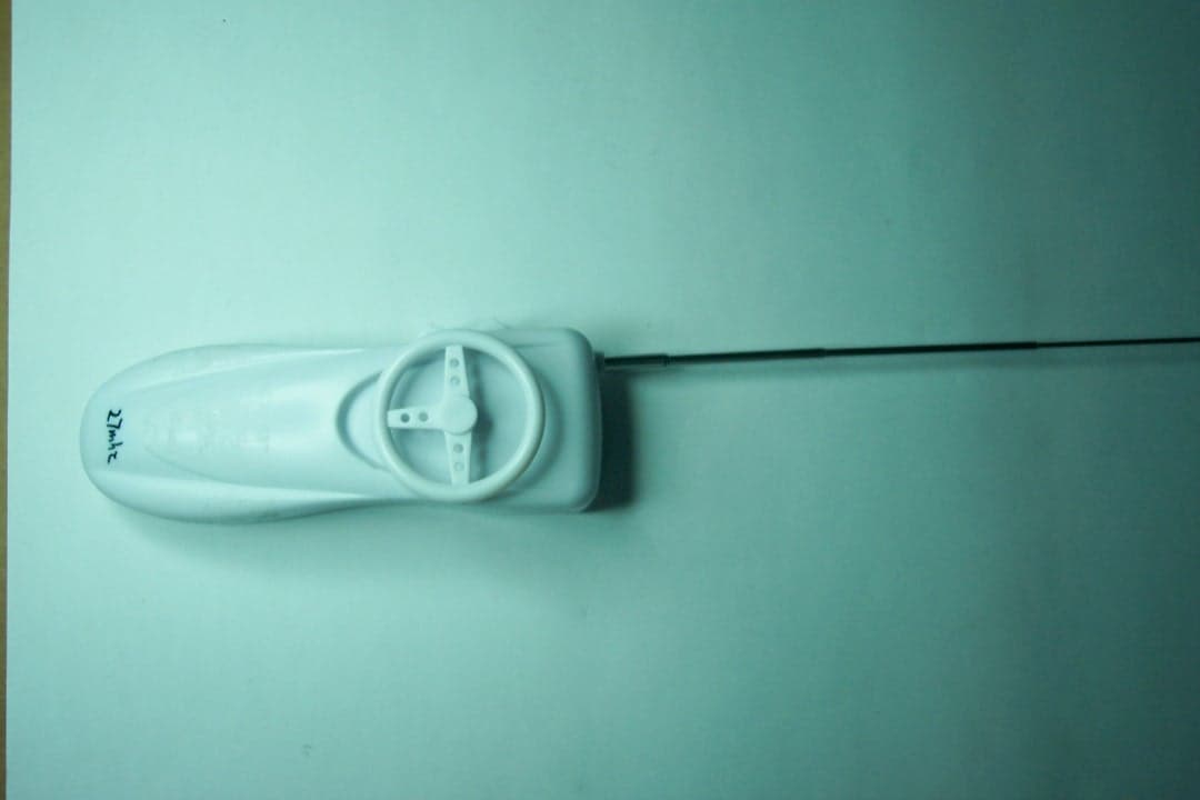 Remote Control Toy Transmitter - FCC ID REKFF27 - Switoy Limited