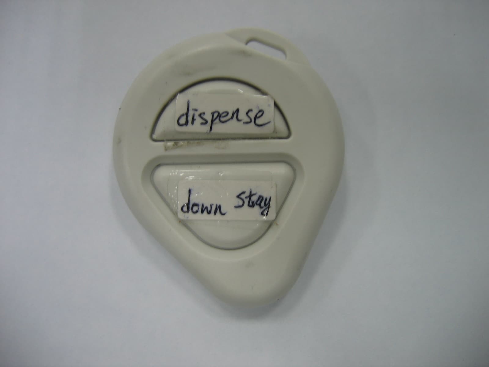 Dog Training Device - FCC ID RF7SI398 - STL International Ltd.