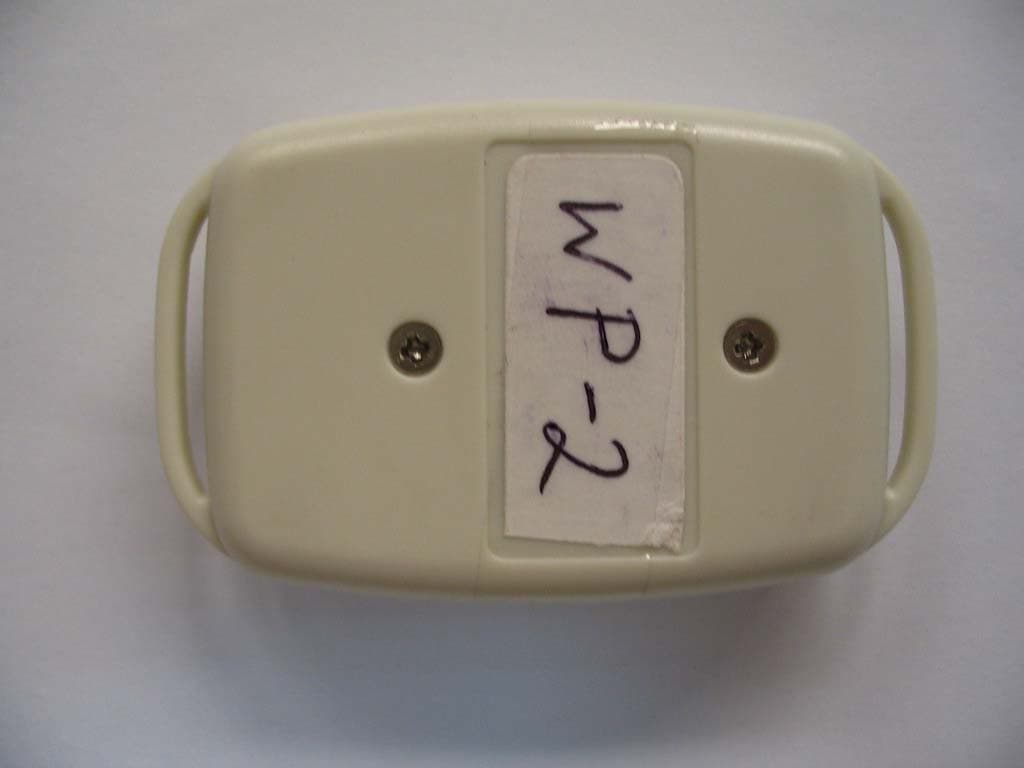 Wireless Pendant - FCC ID RF7WP-2 - STL International Ltd. (2)