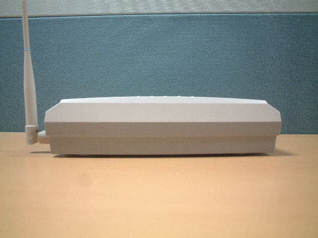 CDMA Wireless Local Loop Terminal - FCC ID RFLACW1XT1900 - UBISTAR CO.,LTD. (3)