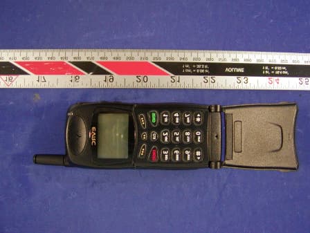 Cellular Phone - FCC ID RFYSCH700SERIES - GR8 Communications, Inc. (1)