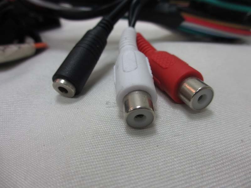 Amplified Controller for BlueTooth Devices - FCC ID RGR40PXIBT502 - Stillwater Designs and Audio Inc. (3)