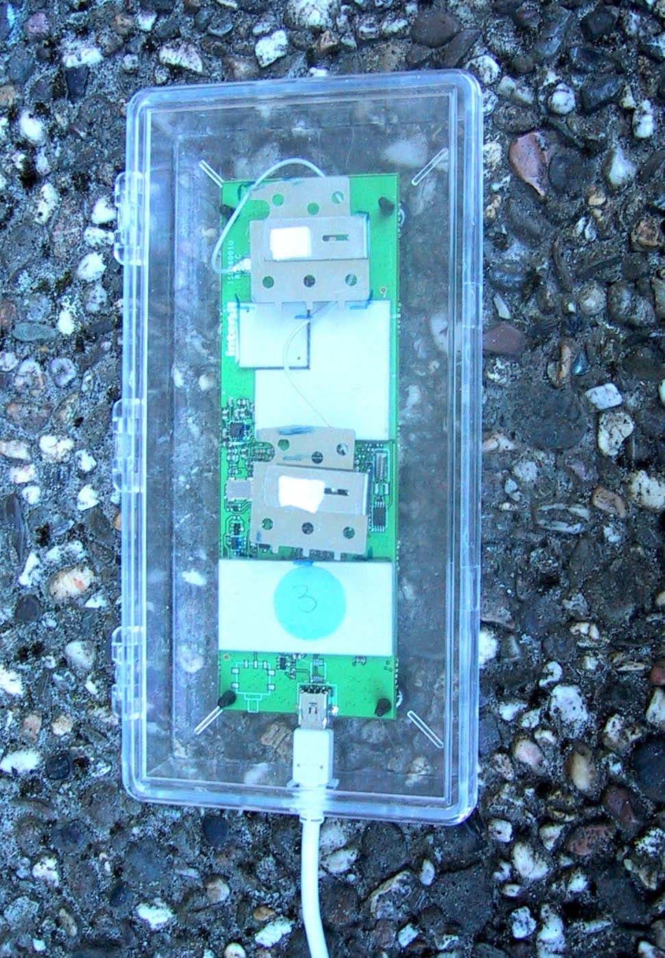 2.4 GHz IEEE 802.11b/g WLAN USB device - FCC ID RGS38001U - Conexant Systems B.V. (2)
