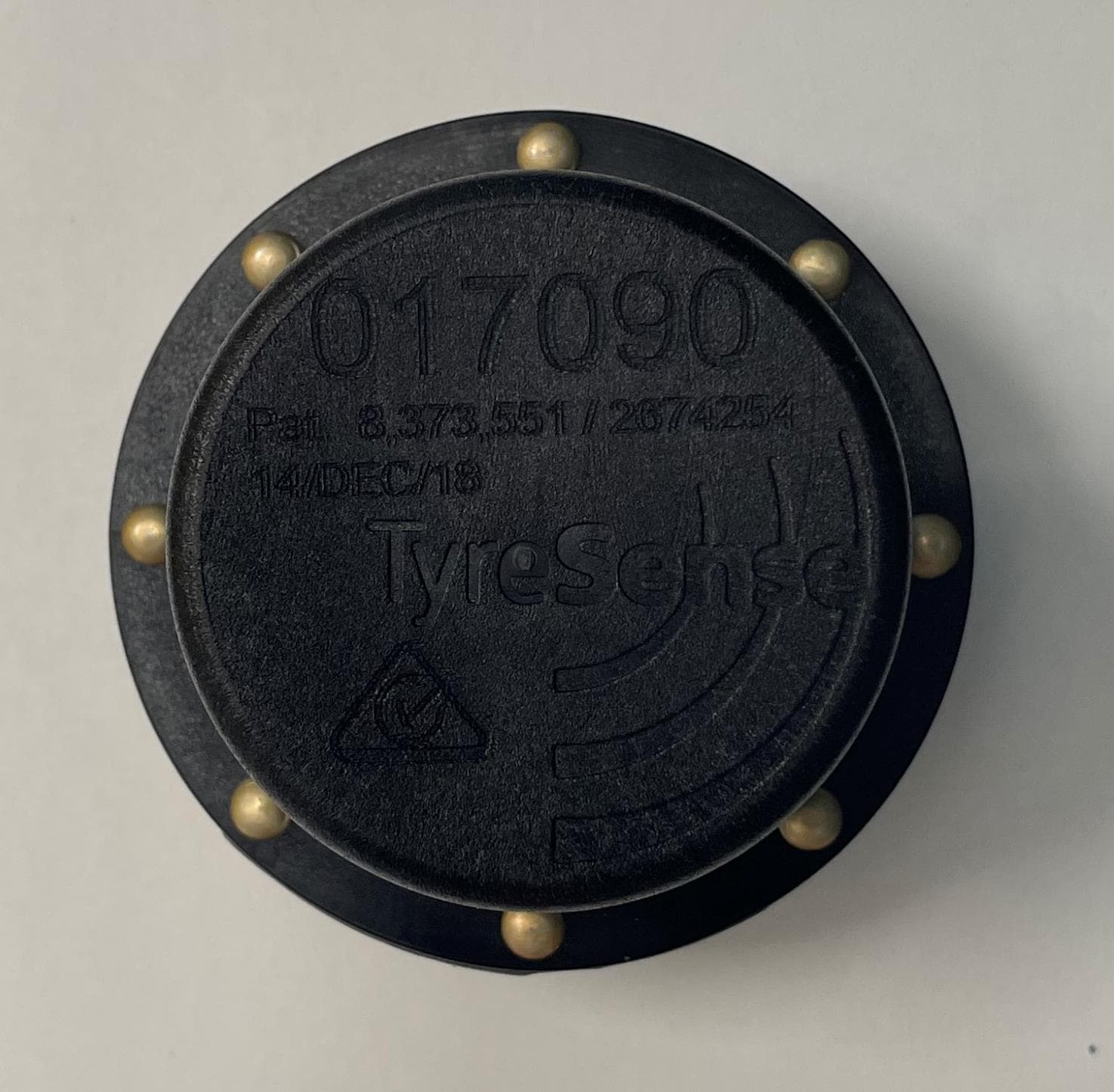 TPMS (Tire Pressure Monitoring System) sensor for use with TyreSense GEN3 and GEN4 controllers - FCC ID RHC-TRS-S200 - Rimex Supply Ltd.