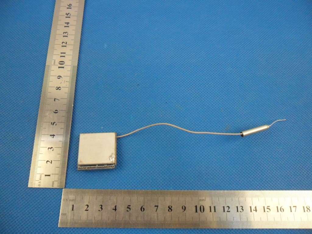 2.4GHz 15dBm GFSK Transceiver module - FCC ID RII24RFMDLV01 - Unifat Technology Limited (2)