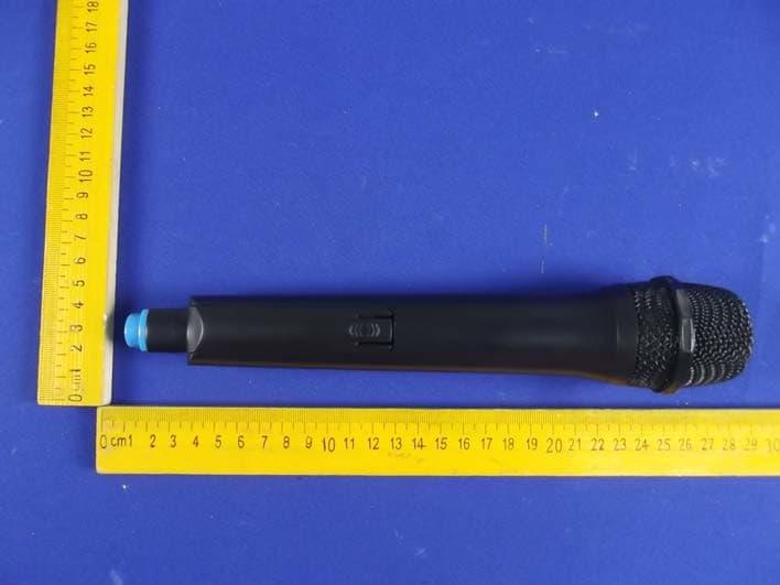 AMPLIFIER OF ACTIVE SPEAKER BOX - FCC ID RISKAL215MIC - ROLDY INC (4)
