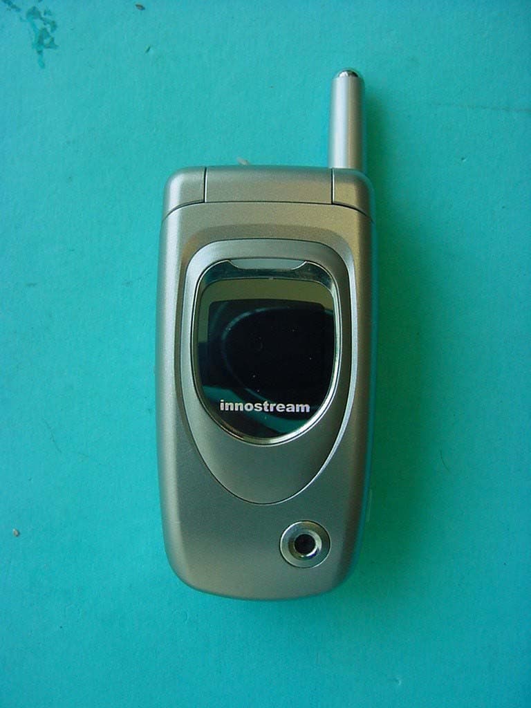 GSM 900/1800/1900 Mobile Phone - FCC ID RJAINNO30 - Innostream Inc. (2)