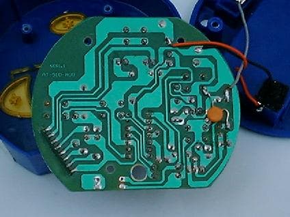 Remote Control Toy Transmitter - FCC ID RJU916888 - Acctron Company Limited.