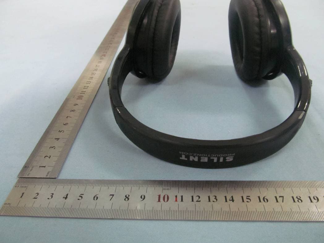 Wireless Headphone - FCC ID RKGRF988 - Silent Productionz (4)