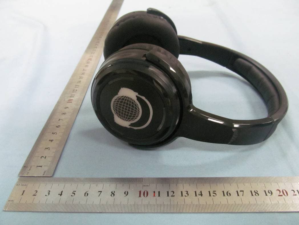 Wireless Headphone - FCC ID RKGRF988 - Silent Productionz (3)