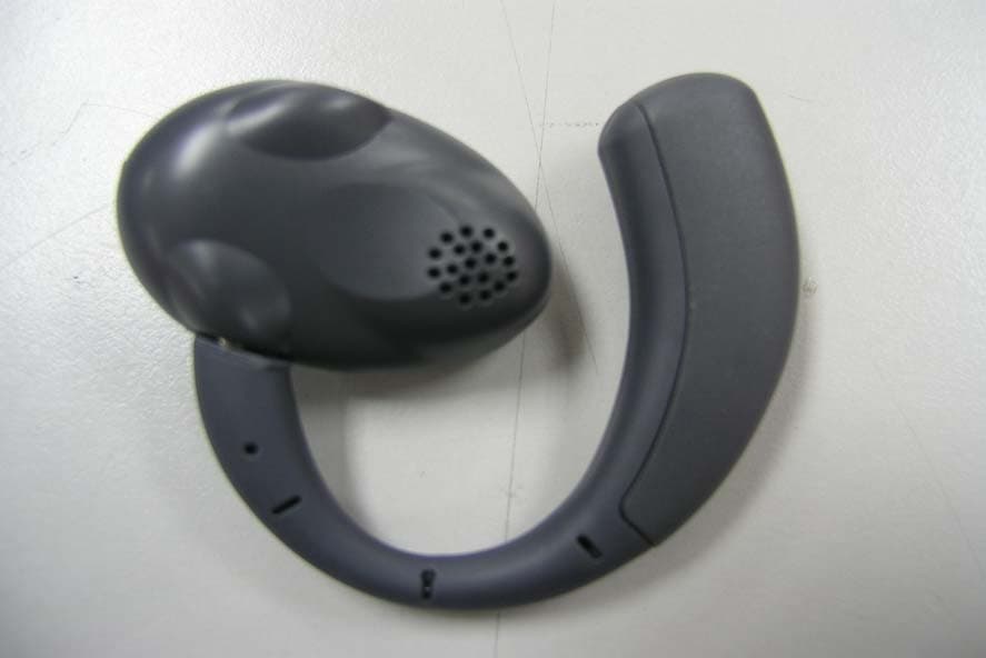 Bluetooth Headset - FCC ID RKH-HS303 - Huges Hi-Tech Inc (3)