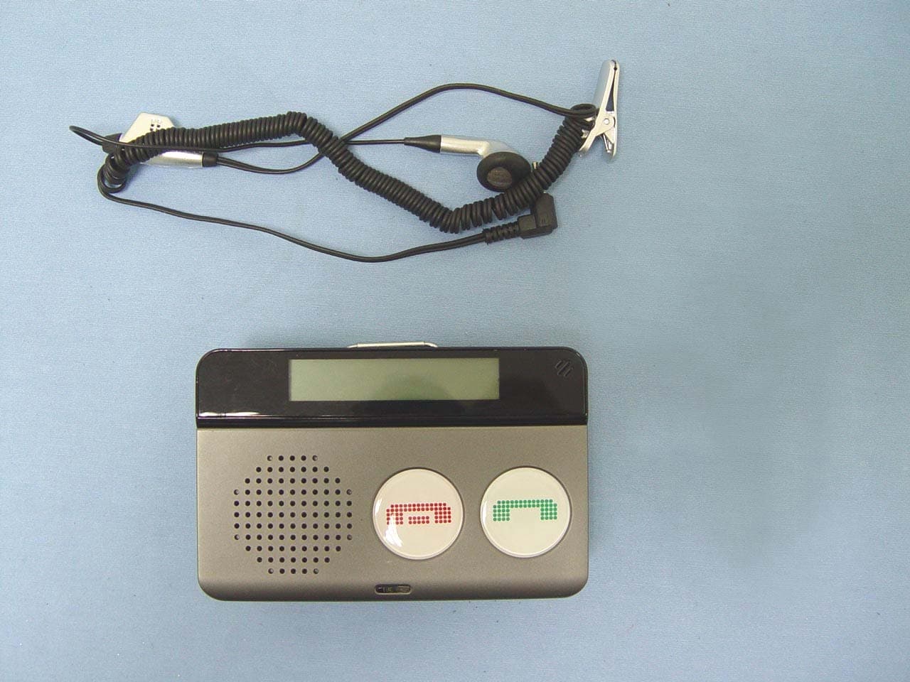 BLUETOOTH HANDS-FREE CAR KIT - FCC ID RL9-HCC02 - Huey Chiao Internatinal Co., Ltd.