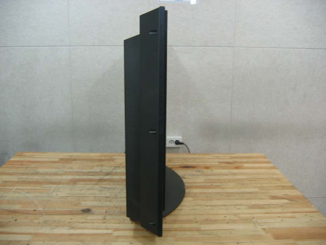 42 Inch LCD TV Monitor - FCC ID RLGTFTV4208 - Phyls FNC Co., Ltd. (4)