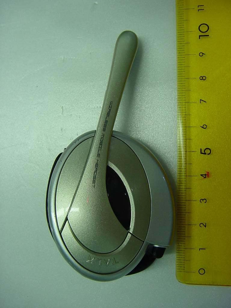 Digital Wireless Mobile Headset - FCC ID RLRCWH900D009150H - Cybertree Co., Ltd (2)