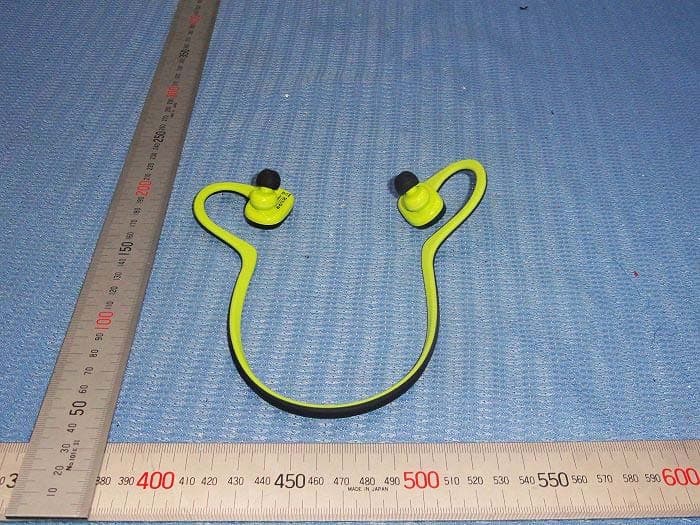 Bluetooth Earphone - FCC ID RMZ-A6 - Richen Industrial Co.,Ltd