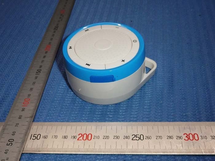 Bluetooth Speaker - FCC ID RMZ-BTS40 - Richen Industrial Co.,Ltd (4)