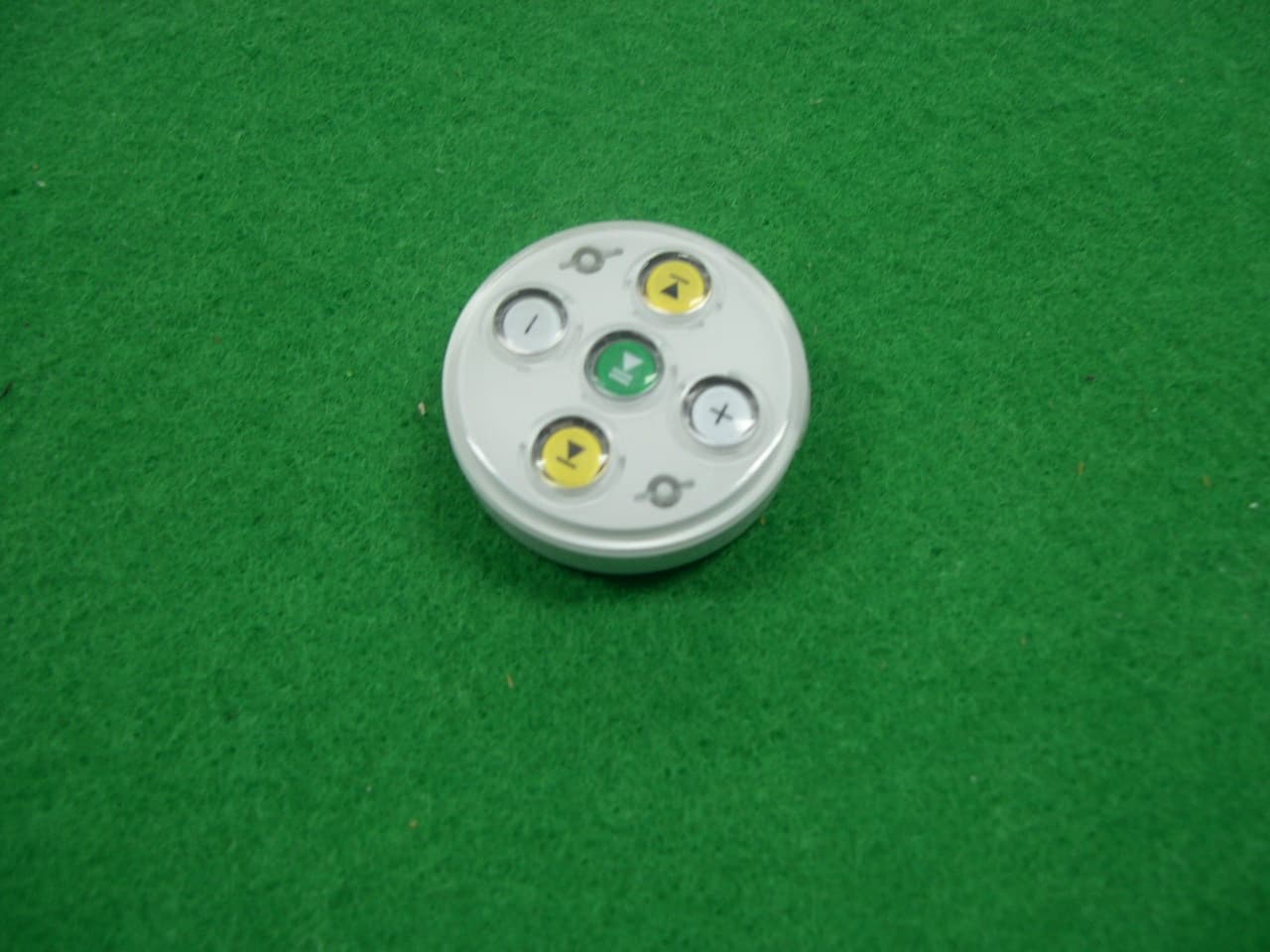 WIRELESS TRANSMITTER - FCC ID RNII610488030RT - Esel International Co., Ltd. (2)