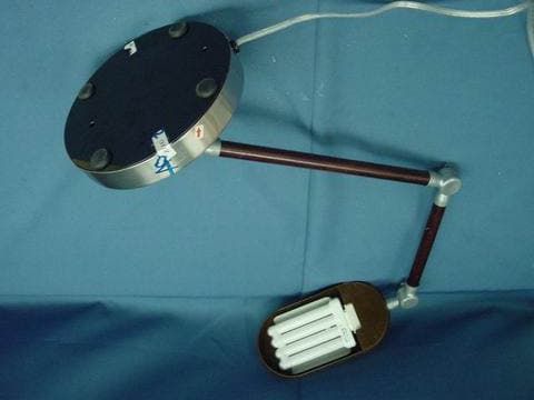 Table lamp - FCC ID RODSI412 - Sun Luen Electrical Mfg. Co. Ltd. (2)