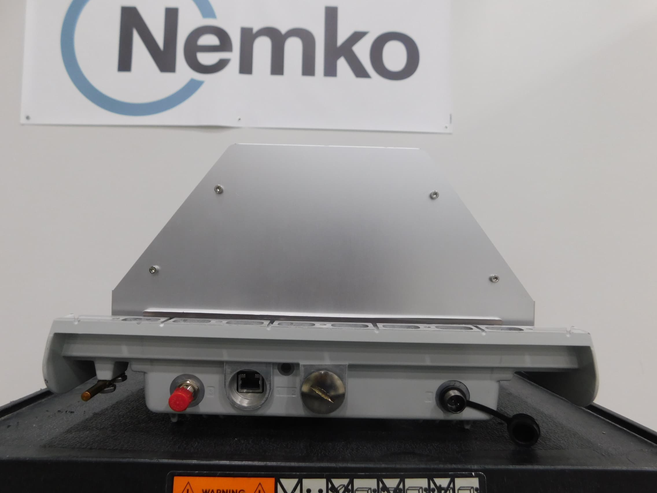 CBRS Base Station - FCC ID ROR00000006 - Blinq Networks Inc. (5)
