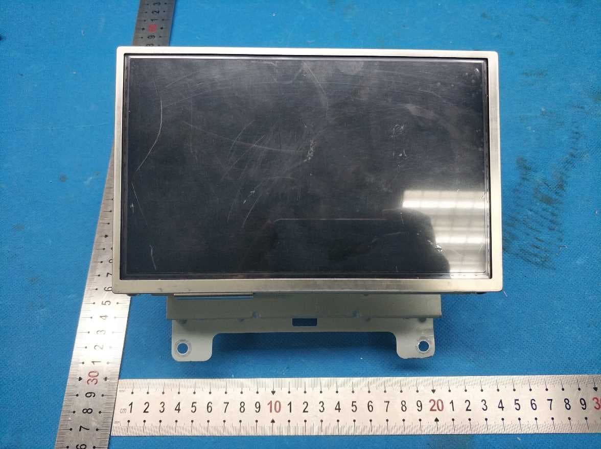 Car radio with BT module - FCC ID RQ9GMK218 - Yanfeng Visteon Automotive Electronics Co.,Ltd (3)
