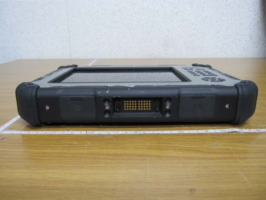 INDUSTRIAL TABLET COMPUTER - FCC ID RQKTITANT8 - Sammi Information Systems Co, Ltd (3)