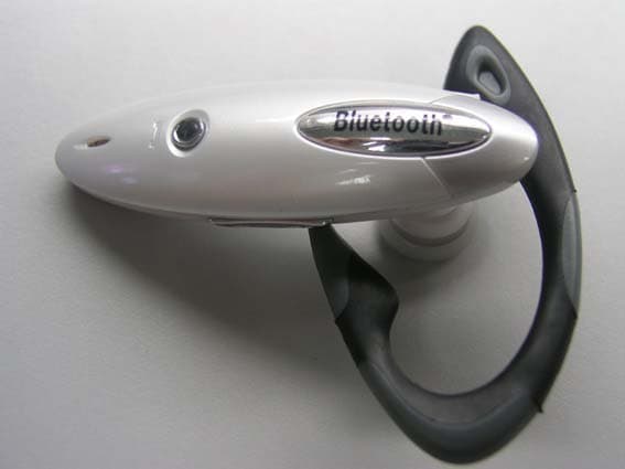 Mini Bluetooth Hands Free Earpiece - FCC ID RR7-GWBT002 - Great Well Electronic Limited