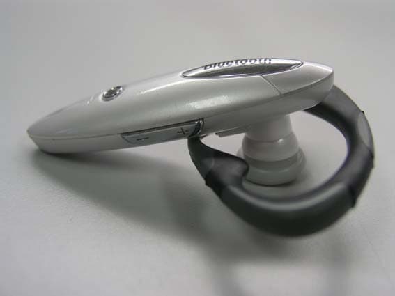 Mini Bluetooth Hands Free Earpiece - FCC ID RR7-GWBT002 - Great Well Electronic Limited (3)