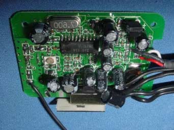 CIGARETTE ADAPTOR WITH BUILT-IN FM MODULATOR - FCC ID RR8401 - Action Technology (Shenzhen) Co., Ltd.