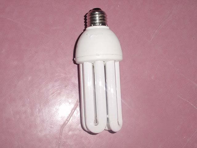 Compact Fluorescent Lamp - FCC ID RRHBEAUTYLIGHT - Kwangzhou Beauty Shadow Lamp Equipment Co., Ltd. (4)