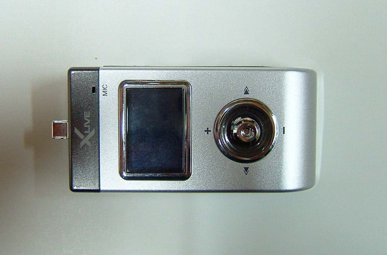 Bluetooth MP3 Player - FCC ID RRRBF0200 - Zenocom Co.,Ltd.