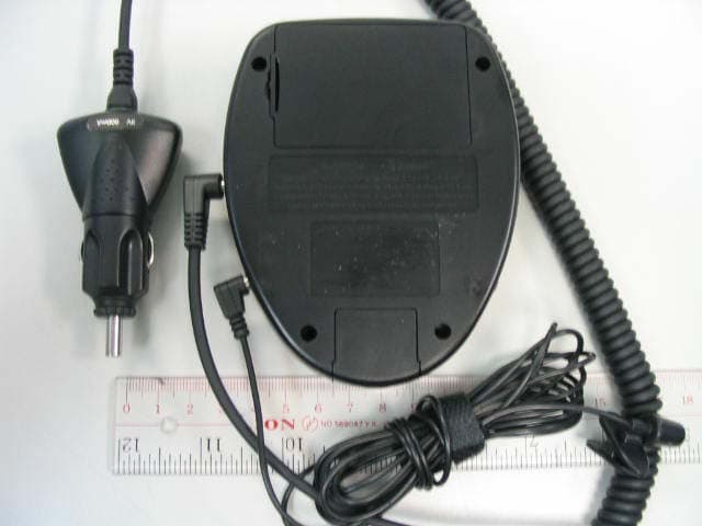 Wireless Handsfree car kit for mobile phones - FCC ID RRSPNG4 - Canhold International Ltd. (2)