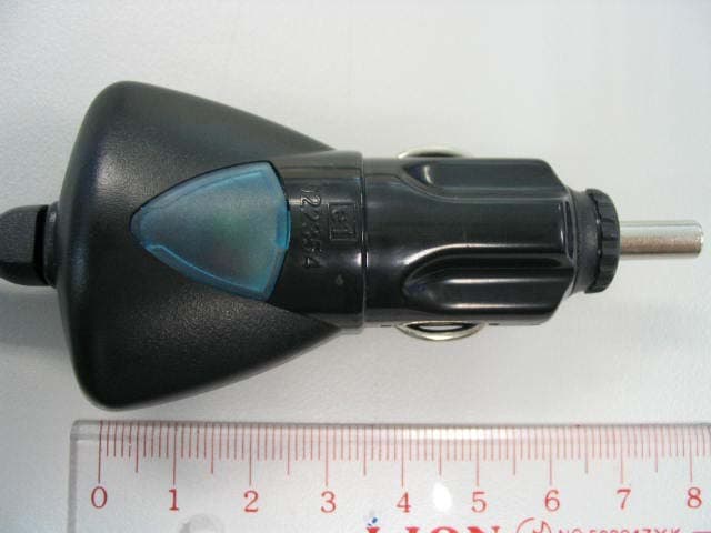Wireless Handsfree car kit for mobile phones - FCC ID RRSPNG4 - Canhold International Ltd. (4)