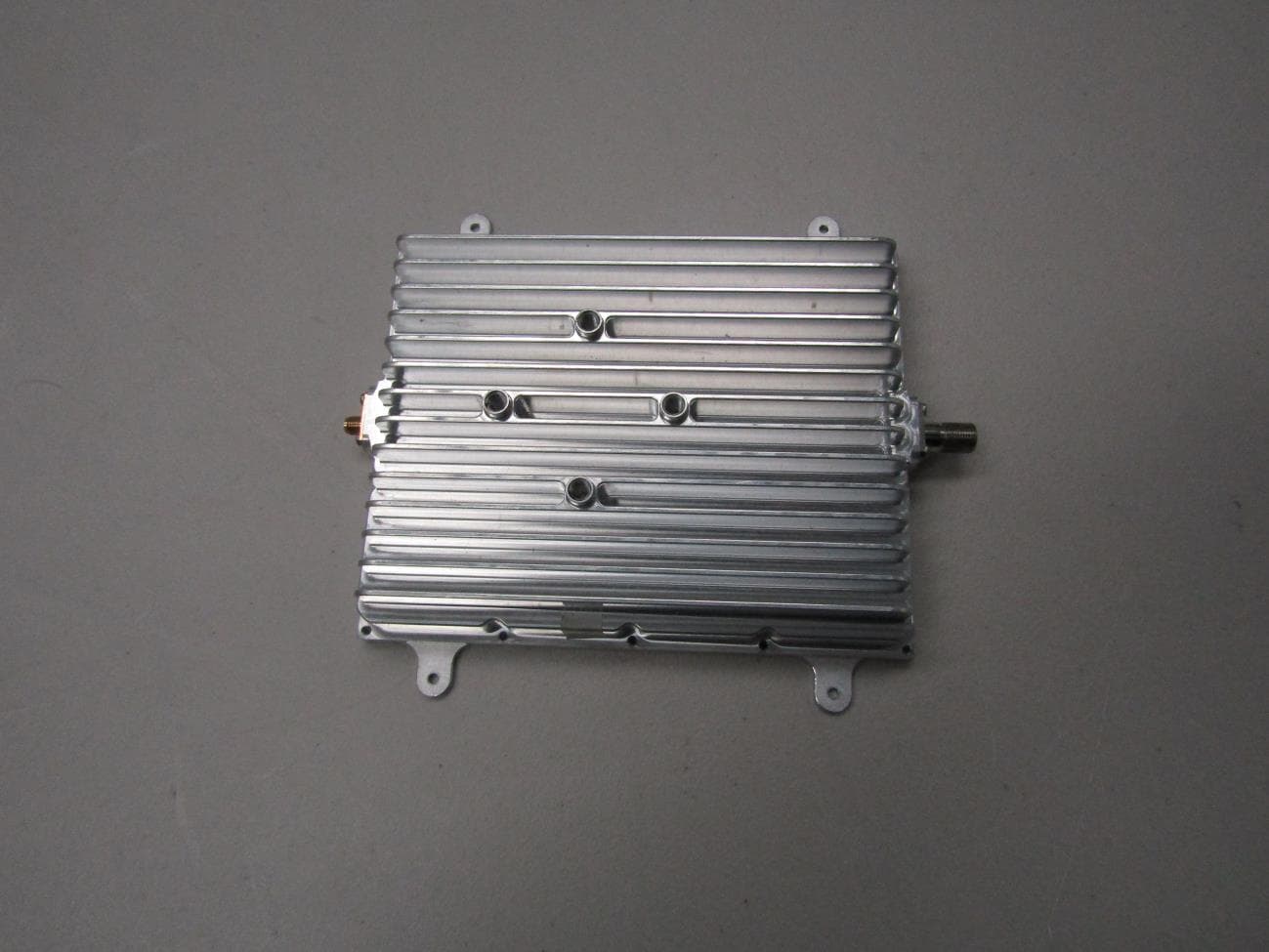 Dual Enclosure Wideband Consumer booster Roof top unit - FCC ID RSNF4H-MAX - Cellphone-Mate Inc. dba SureCall (2)
