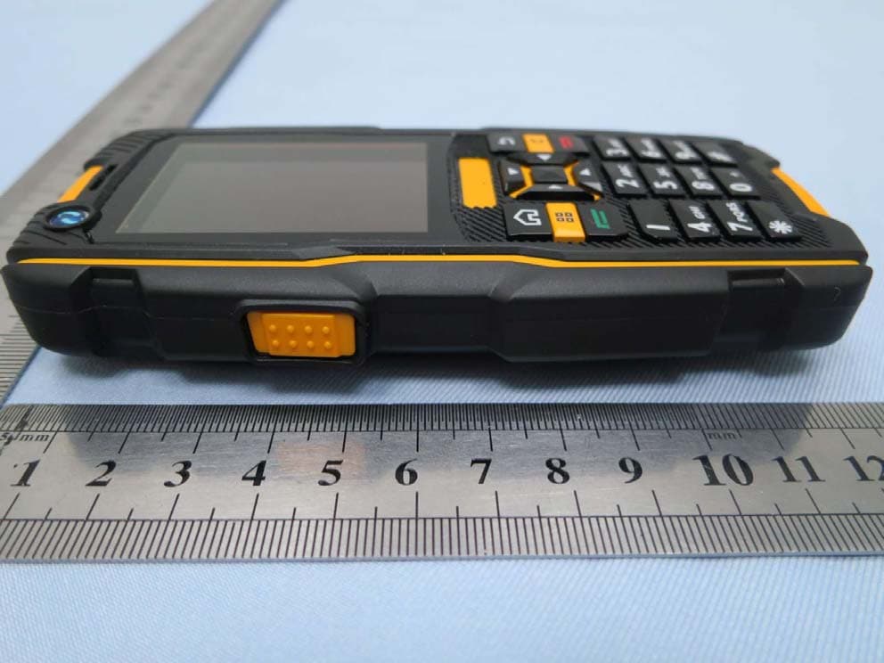 Carbonado - Wifi Device - FCC ID RTKU400 - Kodiak Networks. (5)